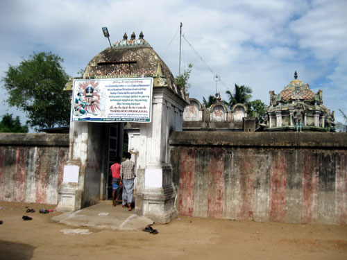 Kurakukka Gopuram